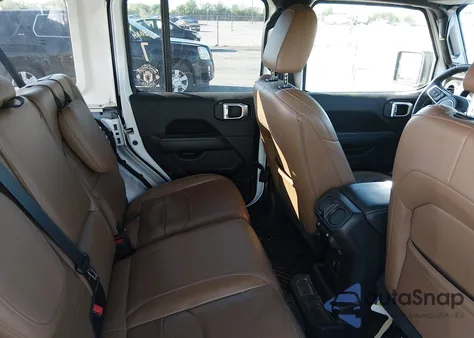 2023 Jeep Wrangler 4Xe Sahara 4X4 из США, поврежденный, VIN 1C4JJXP66PW525480